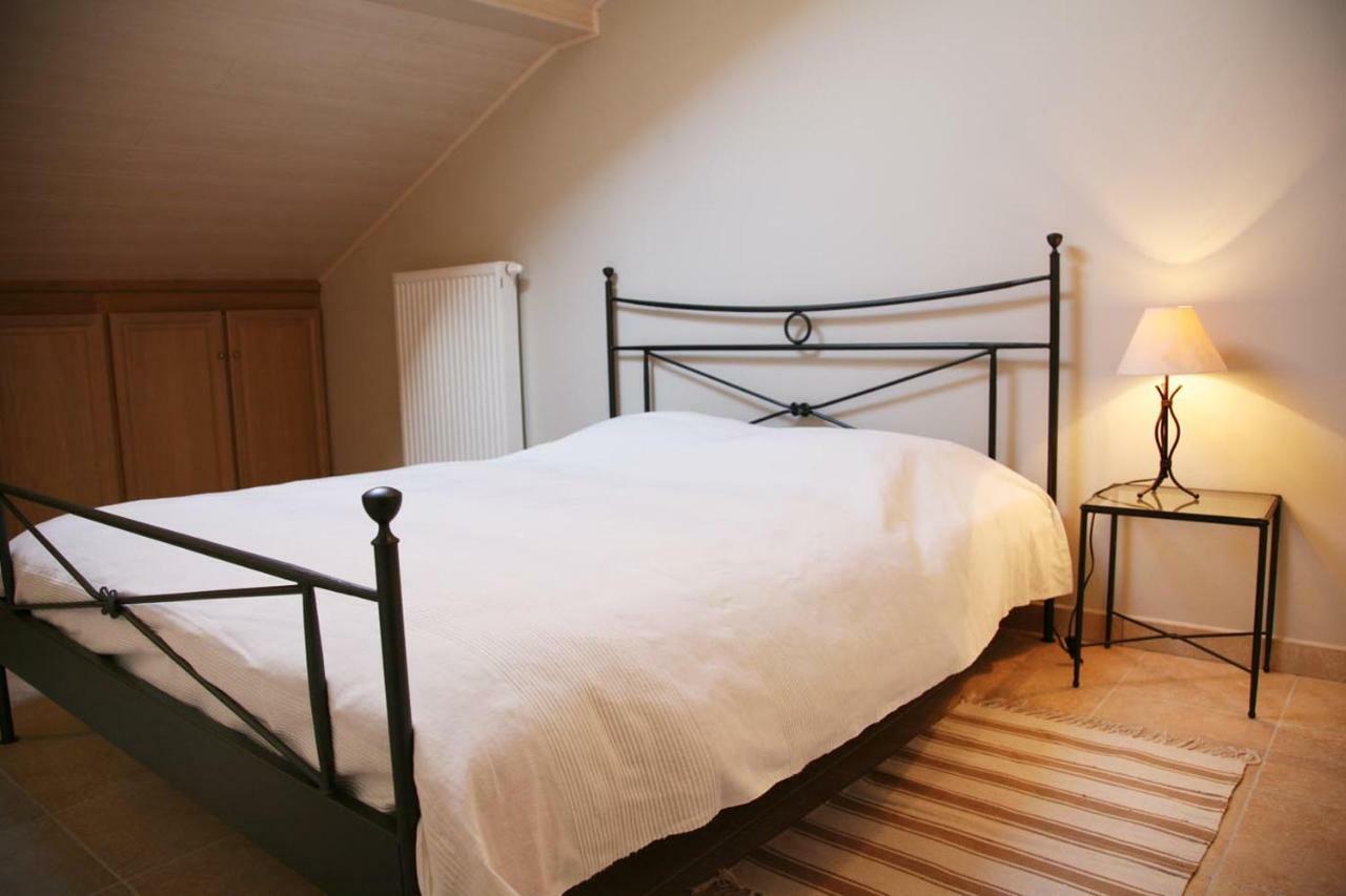 Petite Reine Villa Bertrix Exteriör bild